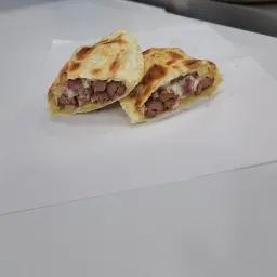 فطيرة نقانق